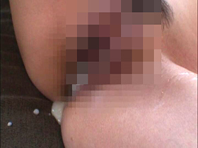 10年ぶりに性行為した友達の母に中出し4時間　サンプル画像05